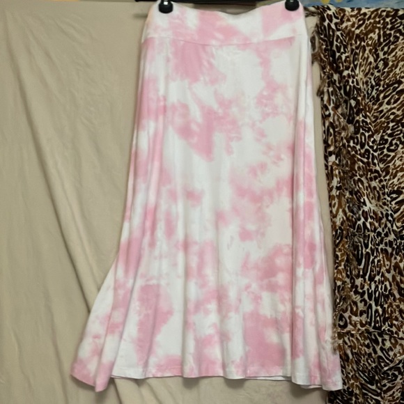 DREAMY SOFT MIDI SKIRT  NWT - Picture 1 of 11
